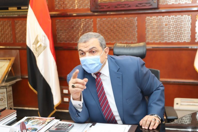 القوى العاملة : تعيين 335 شاباً بأسوان