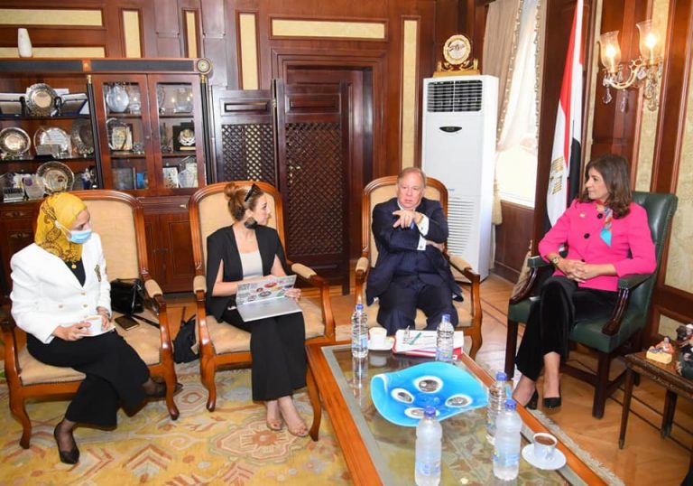 وزيرة الهجرة  تعلن إطلاق فاعلية جمع تبرعات المصريين بالولايات المتحدة وكندا في 25 سبتمبر المقبل برعاية رئيس الوزراء