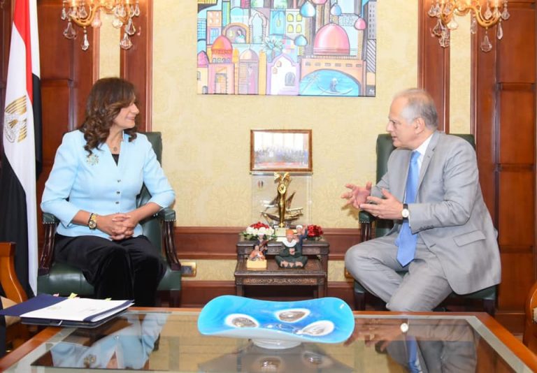 وزيرة الهجرة تستقبل السفير اليوناني بالقاهرة لبحث ترتيبات رحلة الشباب اليونانيين والقبارصة إلى مصر في يوليو القادم