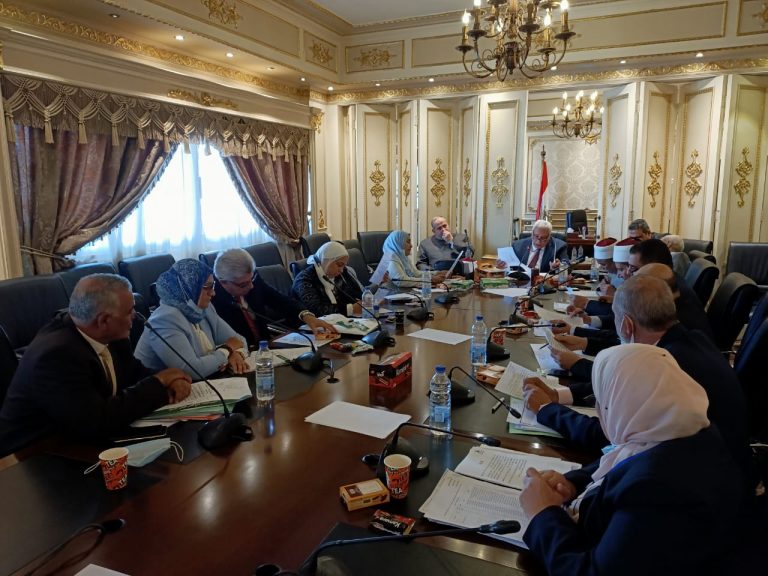 الأوقاف: تخفيض القيمة الإيجارية للمنازل المبنية على أراضى الهيئة