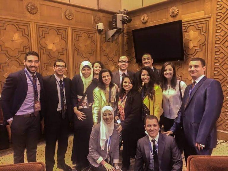إتحاد شباب الجامعات المصرية والعربية 30 يونيو.. ثورة شعب.. بناء دولة.. إخلاص قائد