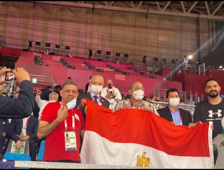 “وزير الرياضة يهنيء هداية ملاك وسيف عيسي بالفوز ببرونزيتين التايكوندو بأولمبياد طوكيو “