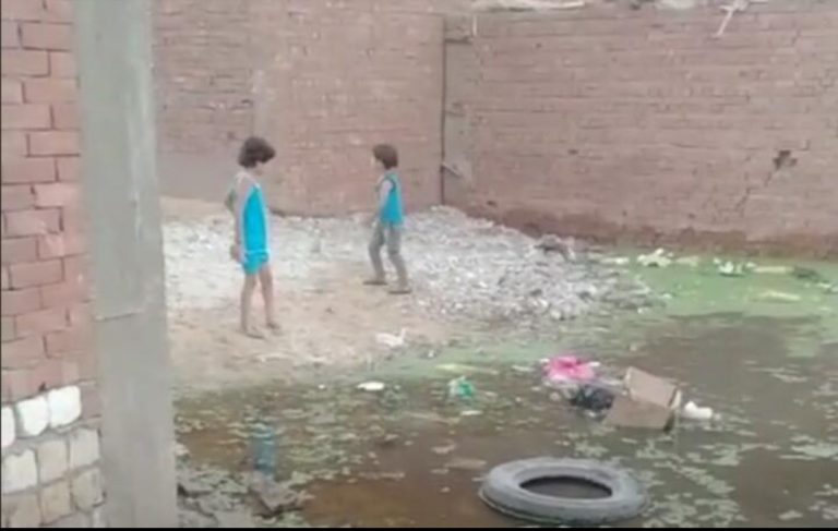 ” منازل العياط تغرق بمياه النيل  و الأهالي يستغيثون ” ( حصري و خاص لشبكة أخبار العربية )