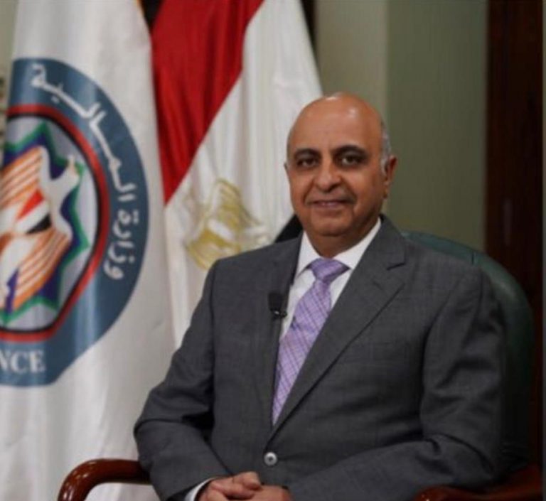 نعمل على تيسير الإجراءات والتذليل الفورى لأى عقبات.. لتوسيع قاعدة المواطنين المستفيدين