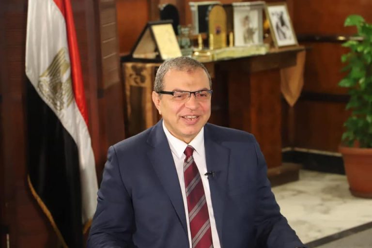 وزارة القوى العاملة: صرف 14 مليون جنيه للعمالة غير المنتظمة وتعيين 2805 شاباً.. بينهم 65 من ذوى القدرات بالجيزة