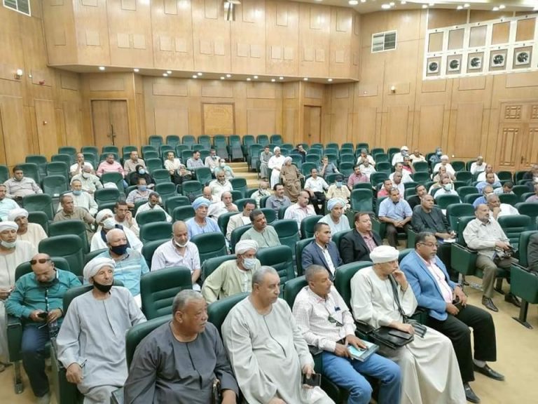 عبد العاطى : المشروع يستهدف تحويل زمام ٣.٧٠ مليون فدان من الأراضي القديمة من الري بالغمر لنظم الري الحديث خلال ٣ سنوات