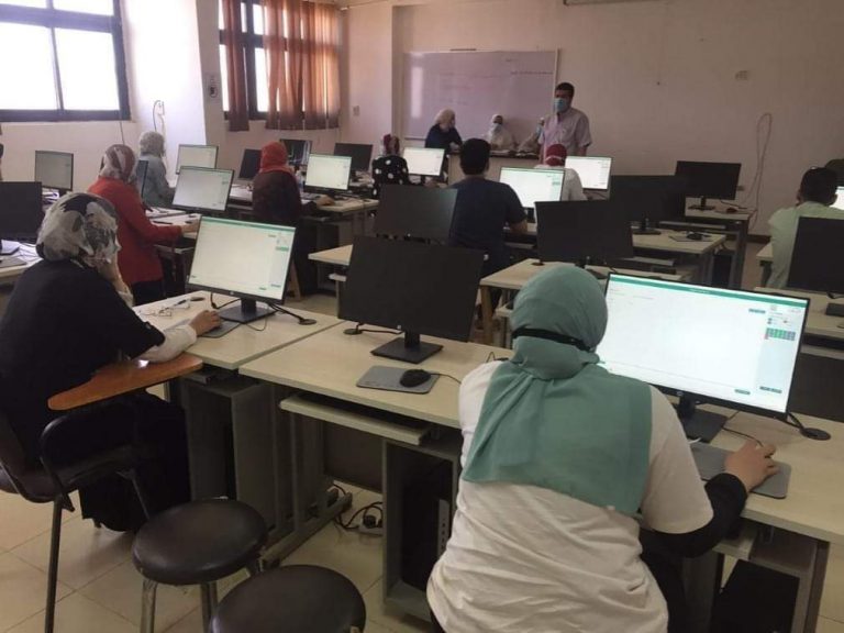 التعليم العالي تعلن الحد الأدنى للقبول بالجامعات في المرحلة الأولى