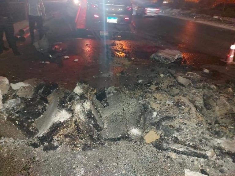 “طريق الواحات هيموتنا كلنا ” .. استغاثة اهالي حدائق الاهرام لإصلاح طريق الواحات