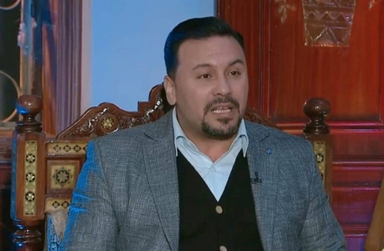 رواد التواصل الإجتماعي يشنون حملة ضد مهران بعد تجديد دعوته لمبادرة زواج التجربة و تصريحه : « سلفي صاحبتك زوجك يتجوزها بالحلال و تشاركك الحياة ، و لو صاحبتك غالية عليكي و من غير جواز اتجوزوا سوا راجل واحد »