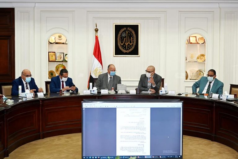 وزير الإسكان ومحافظ القاهرة يتابعان الموقف التنفيذى لمشروع تطوير “منطقة مثلث ماسبيرو”