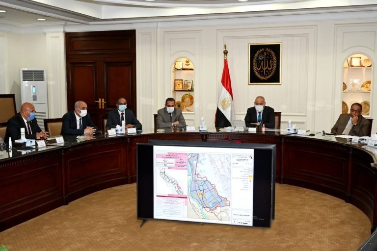 وزير الإسكان يتابع الموقف التنفيذى لمشروعات المبادرة الرئاسية “حياة كريمة” لتطوير الريف المصرى