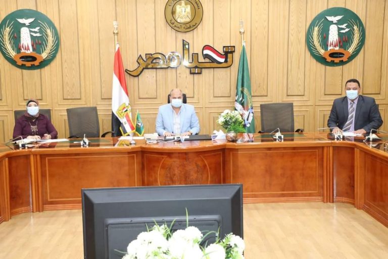 إجتماع  تنسيقي  لمتابعة الموقف التنفيذي  لإقامة منشآت صحية بمركزي  الشهداء وأشمون ضمن مبادرة حياه كريمة بالمنوفية