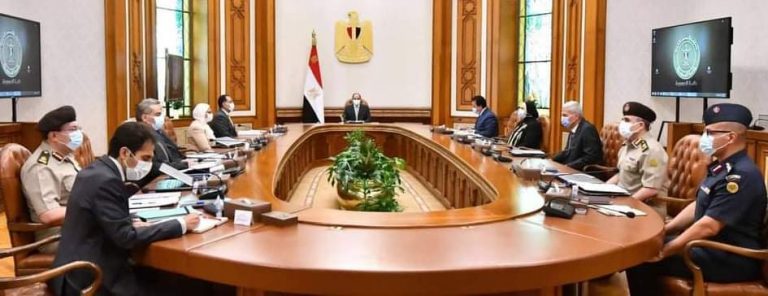 الرئيس السيسي يبحث الموقف التنفيذي لإنشاء مراكز قوميه فائقه التطور لتدريب كوادر المهن الطبيه و الصحيه في مصر