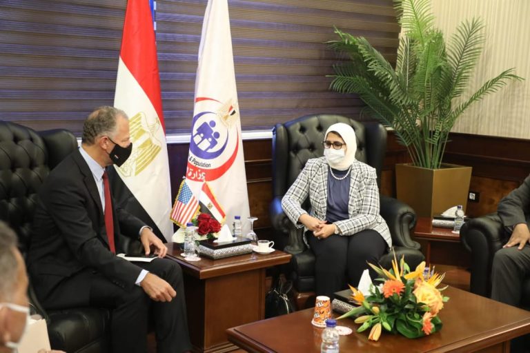 وزارة الصحة المصرية تتسلم 1.7 مليون من لقاح فايزر الأمريكي من أصل 8 مليون