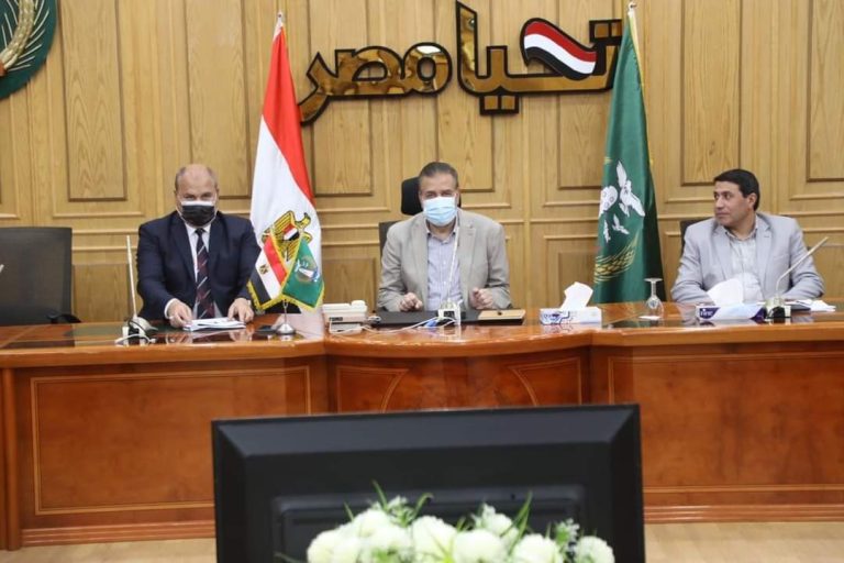 محافظ المنوفية يعقد إجتماعاً تنسيقياً لمناقشة أخر المستجدات لملفات التصالح في مخالفات البناء ويؤكد بدء تفعيل منظومة الكترونية جديدة لمخالفات البناء .