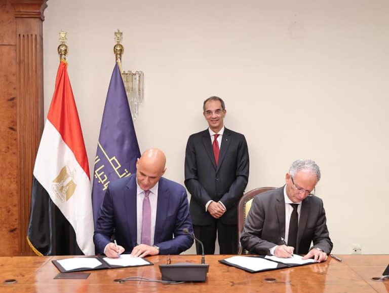 يشهد توقيع اتفاقية تعاون بين “إيتيدا” و”بيبسيكو مصر” لتوسيع عمليات تصدير خدمات التعهيد للأسواق الإقليمية من مركز الخدمات المشتركة للشركة فى م