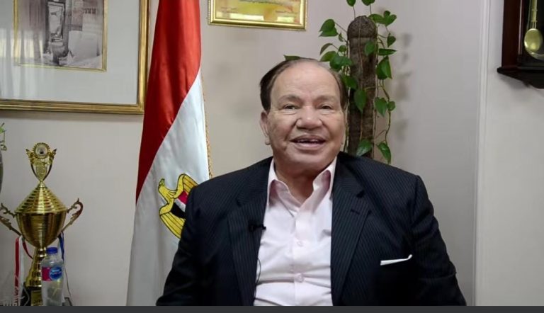«عفيفي» يشيد بصناعة اسرع صاروخ في الصين