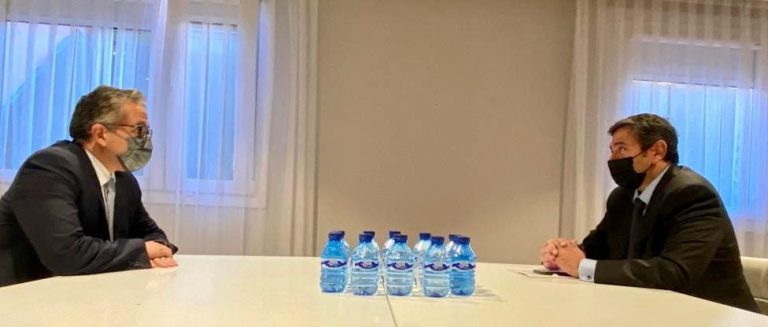 وزير السياحة والآثار يختتم زيارته للعاصمة الإسبانية مدريد ويلتقي نائب رئيس اتحاد شركات السياحة بإسبانيا.