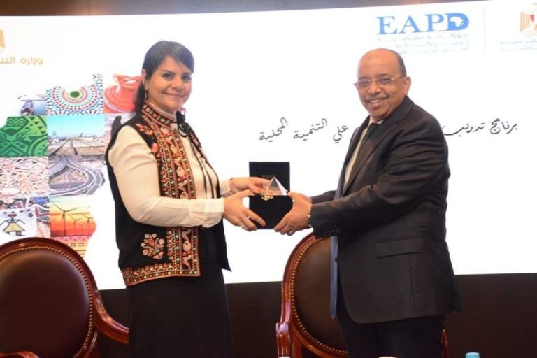وزير التنمية المحلية يفتتح الدورة التدريبية الثانية للكوادر المحلية الأفريقية بالتعاون مع الوكالة المصرية للشراكة من أجل التنمية