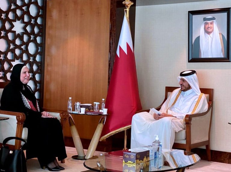 وزيرة التجارة والصناعة تلتقي نظيرها القطري لبحث سبل تنمية وتطوير علاقات التعاون الاقتصادي المشترك