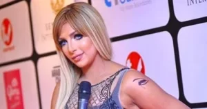 سارة خليفة