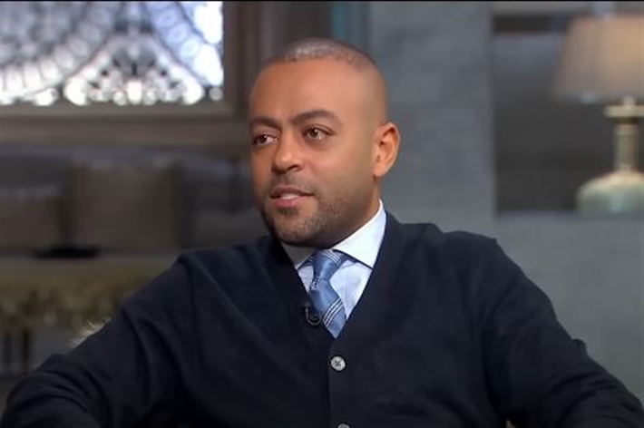 تامر عاشور