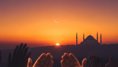 فضل قراءة أذكار المساء مكتوبة للحصن والسكينة عند الغروب