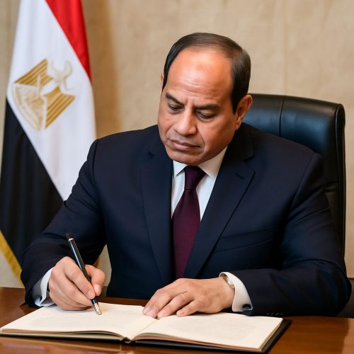 الرئيس عبد الفتاح السيسي يصدق على حزمة من القوانين الهامة لدفع عجلة التنمية.