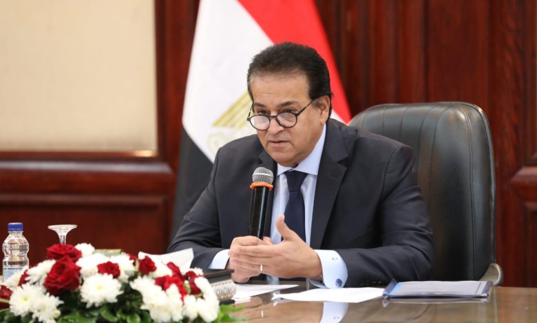 وزير الصحة يدشّن مشروع الرعاية الصحية المنزلية في الإسماعيلية