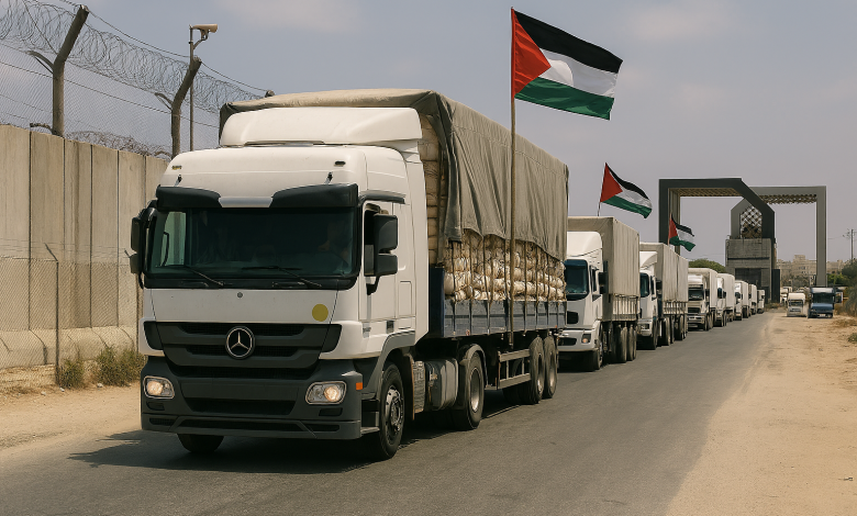 إدخال شاحنات المساعدات إلى قطاع غزة