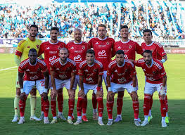 نجوم الأهلي يستعدون بحماس كبير لمباراة القمة أمام بيراميدز.