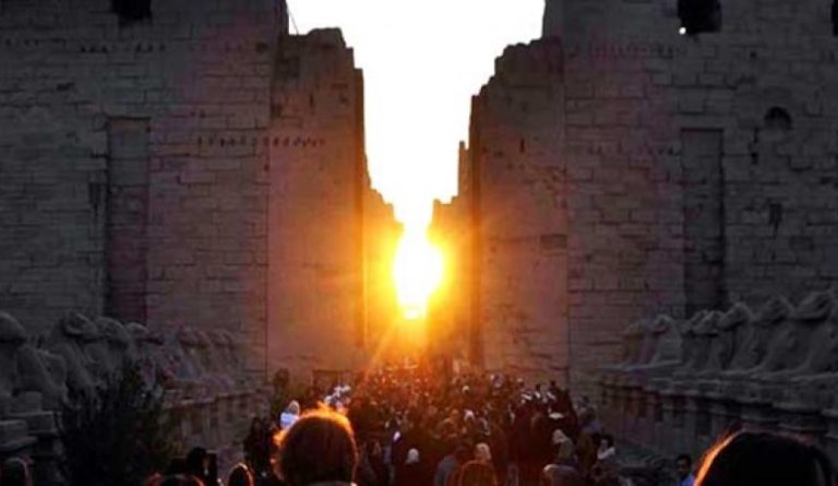 تعامد الشمس على معابد أبو سمبل اليوم