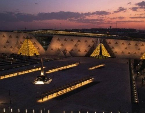 افتتاح المتحف المصري الكبير