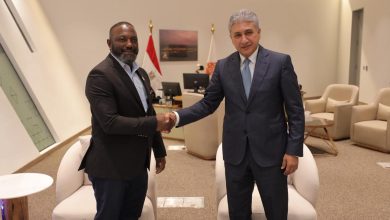وزير السياحة والآثار