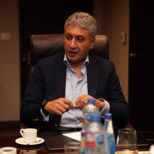 وزير السياحة والآثار