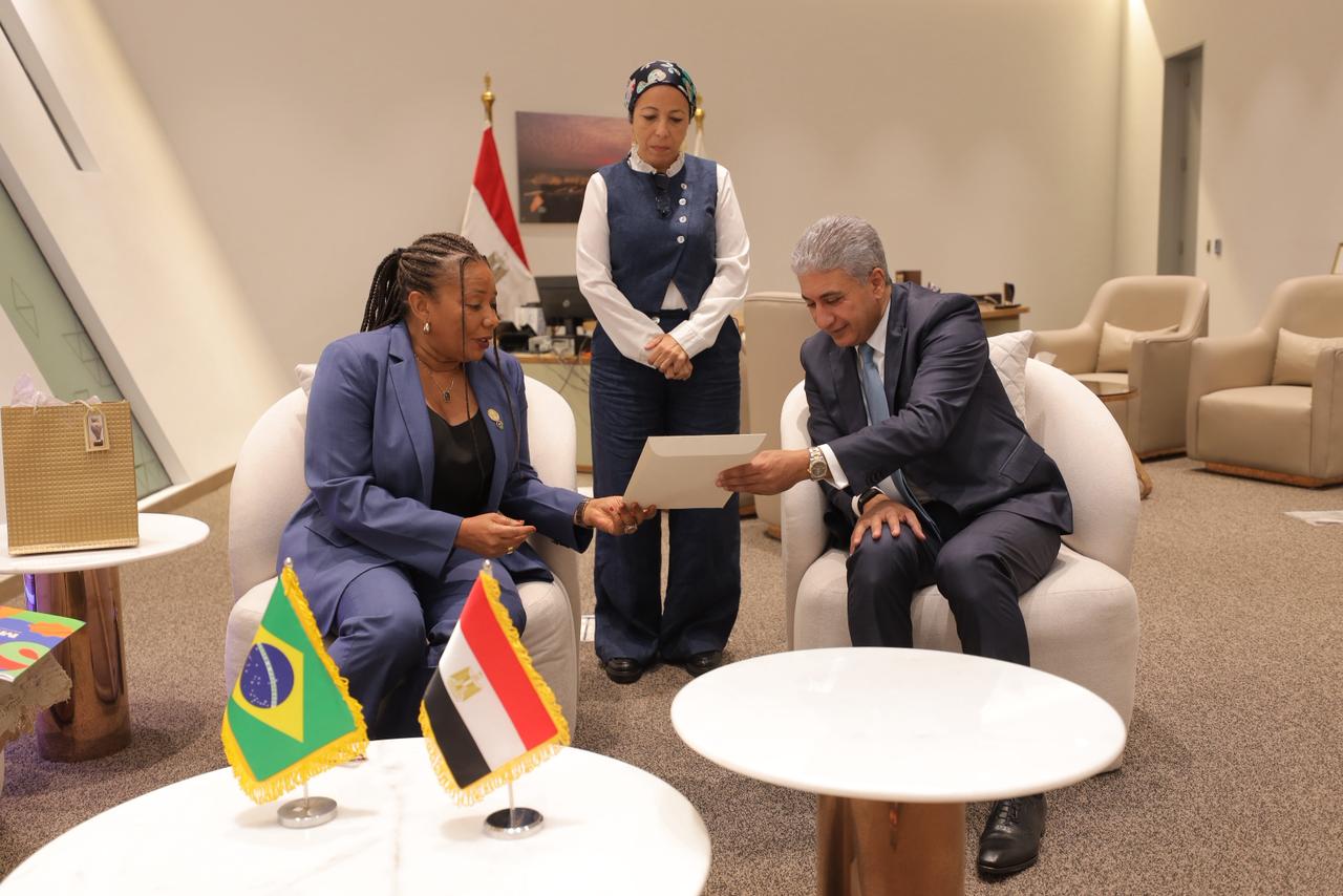 وزير السياحة