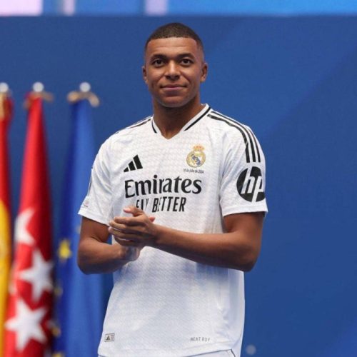 كيليان مبابي, باريس سان جيرمان, قضية مبابي وباريس, ناصر الخليفي, ريال مدريد, حكم المحكمة, RMC Sport, رواتب مبابي, أخبار الرياضة, الدليل نيوز, كريم محمد