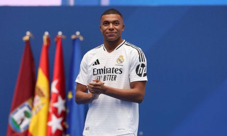 كيليان مبابي, باريس سان جيرمان, قضية مبابي وباريس, ناصر الخليفي, ريال مدريد, حكم المحكمة, RMC Sport, رواتب مبابي, أخبار الرياضة, الدليل نيوز, كريم محمد