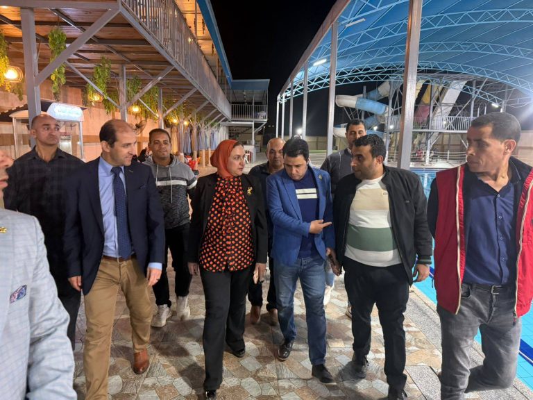 جولة مسائية مفاجئة… وكيلة شباب الشرقية تتفقد نادى أولاد صقر وتشيد بمستوى التطوير والخدمات