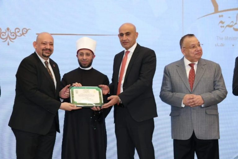 المسابقة العالمية للقرآن الكريم, وزارة الأوقاف, مسجد مصر الكبير, العاصمة الإدارية الجديدة, حفظة القرآن, وزير الأوقاف, مسابقات دينية, القرآن الكريم 2025, الدليل نيوز, كريم محمد