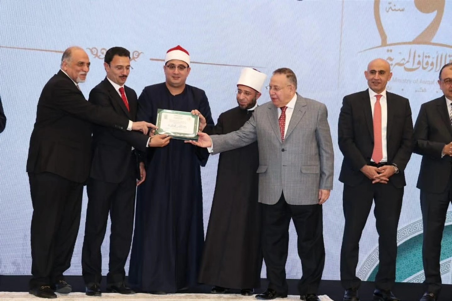 المسابقة العالمية للقرآن الكريم, وزارة الأوقاف, مسجد مصر الكبير, العاصمة الإدارية الجديدة, حفظة القرآن, وزير الأوقاف, مسابقات دينية, القرآن الكريم 2025, الدليل نيوز, كريم محمد