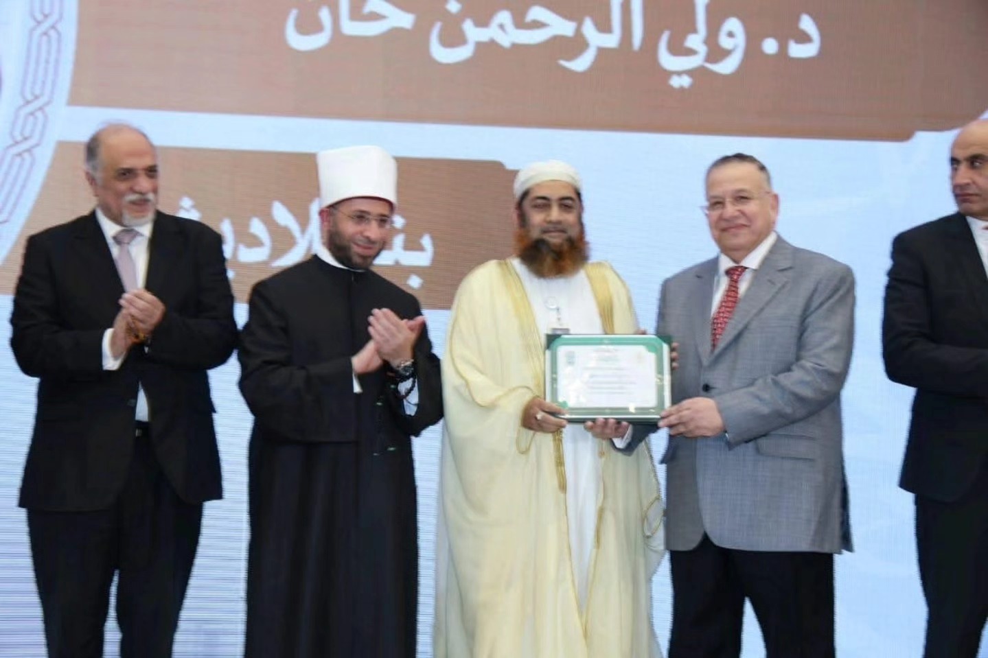 المسابقة العالمية للقرآن الكريم, وزارة الأوقاف, مسجد مصر الكبير, العاصمة الإدارية الجديدة, حفظة القرآن, وزير الأوقاف, مسابقات دينية, القرآن الكريم 2025, الدليل نيوز, كريم محمد
