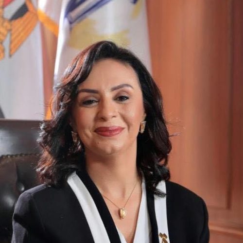 وزيرة التضامن مايا مرسي خلال لقائها مع وفد البنك الدولي لمناقشة تكافل وكرامة