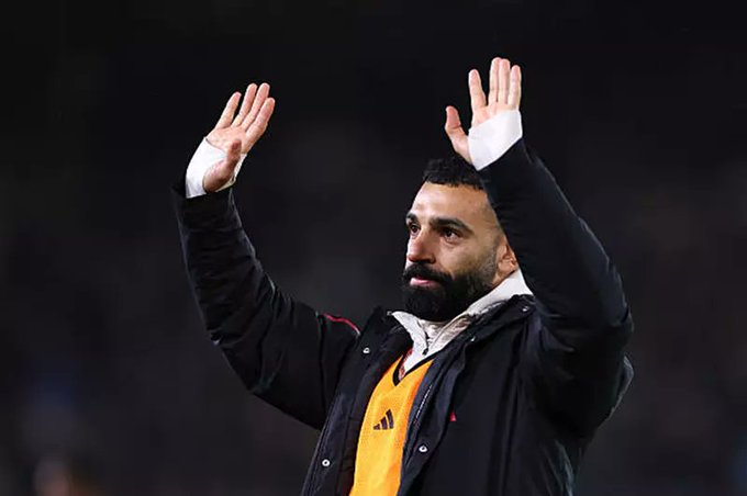 محمد صلاح يهاجم, ليفربول, أرني سلوت, تصريحات صلاح اليوم, رحيل صلاح عن ليفربول, الدوري الإنجليزي, مباراة ليدز وليفربول, الصحف الإنجليزية, أخبار الرياضة, الدليل نيوز