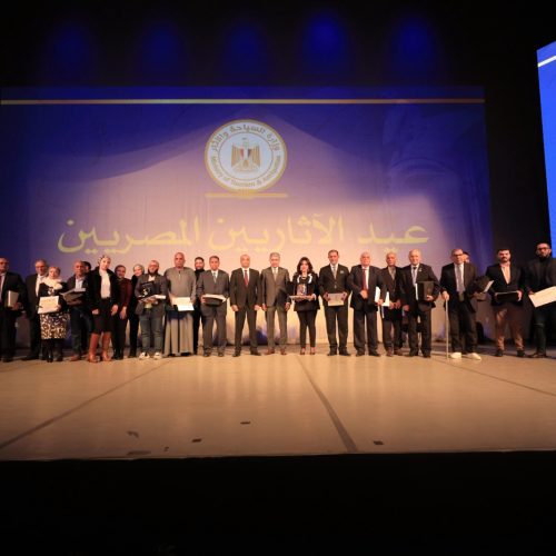 عيد الأثريين ال 19