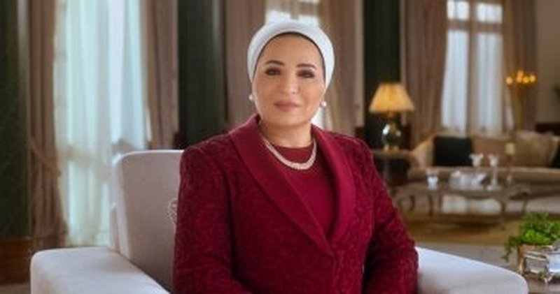السيدة انتصار السيسي قرينة رئيس الجمهورية في إطلالة رسمية
