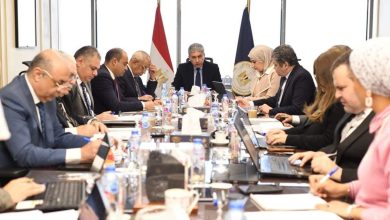 السيد شريف فتحي وزير السياحة والآثار خلال اجتماع مجلس إدارة صندوق دعم السياحة