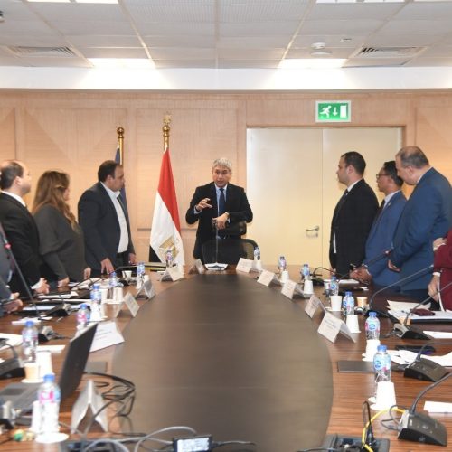 اجتماع وزير السياحة شريف فتحي مع لجنة التنظيم والإدارة 2026 وزارة السياحة