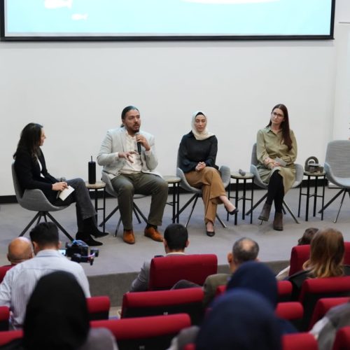 بحر من البلاستيك