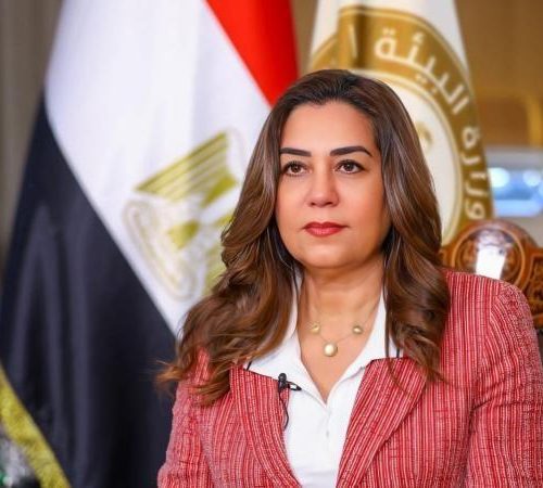 غلق المحلات الساعة 2 صباحا